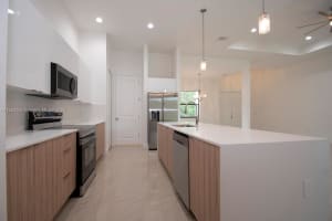 2508 33rd St SW, Lehigh Acres, FL 33976, Sold 12/12/24
