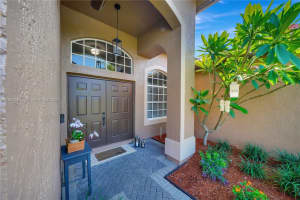 11652 Water Bend Ct, Wellington, FL 33414, Sold 10/21/24