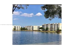 10720 NW 66th St, Doral, FL 33178, Sold 09/19/24