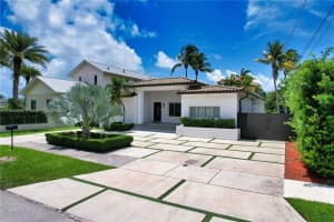 1860 NE 124th St, North Miami, FL 33181, Sold 12/03/24