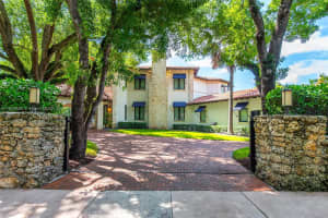 6700 Granada Blvd, Coral Gables, FL 33146, - MLS#A11634550