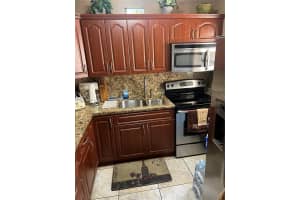 180 E 62nd St, Hialeah, FL 33013, Sold 03/03/25