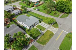 6401 SW 38th St, Miami, FL 33155, Sold 10/31/24