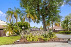 274 NE 200th Terrace, Miami, FL 33179, Sold 09/19/24