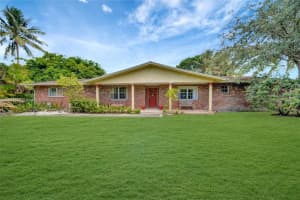 11450 NW 4th St, Plantation, FL 33325, Sold 10/24/24