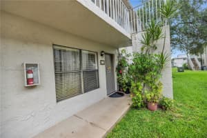 15328 SW 72nd St 8 13, Miami, FL 33193, Sold 10/21/24