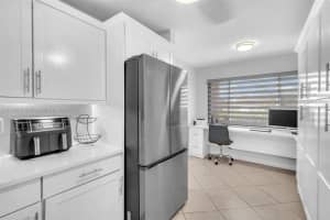 9747 N Belfort Cir, Tamarac, FL 33321, Sold 10/31/24