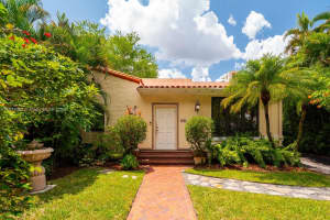 410 Alhambra Cir, Coral Gables, FL 33134, Sold 10/10/24