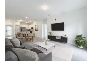 8167 NW 41st St, Doral, FL 33166, Sold 10/25/24