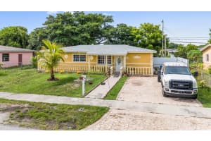 3300 NW 173rd Terrace, Miami Gardens, FL 33056, Sold 02/05/25