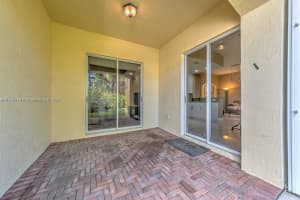 3210 NE 212th St, Miami, FL 33180, Sold 05/20/25