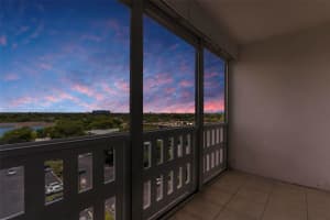 919 Hillcrest Dr, Hollywood, FL 33021, Sold 09/12/24