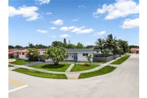 1945 SW 85th Ct, Miami, FL 33155, Sold 09/25/24