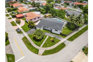1945 SW 85th Ct, Miami, FL 33155, Sold 09/25/24