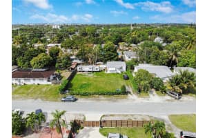 255 NE 161st St, Miami, FL 33162, Sold 11/12/24