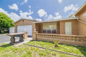 421 SW 70th Terrace, Pembroke Pines, FL 33023, Sold 10/01/24