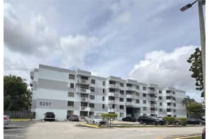 8261 NW 8th St APT 331, Miami, FL 33126, Sold 05/23/25