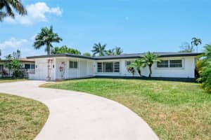 14421 S Biscayne River Dr, Miami, FL 33161, Sold 11/06/24