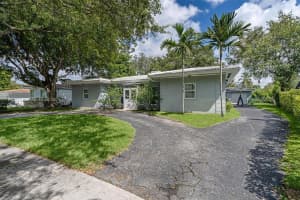 31 Samana Dr, Miami, FL 33133, Sold 11/22/24