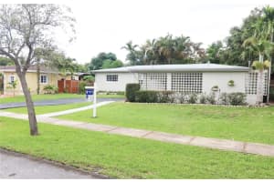 130 NE 133rd St, North Miami, FL 33161, Sold 02/27/25