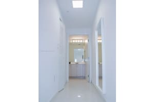 185 SE 14th Terrace APT 1506, Miami, FL 33131, Sold 12/03/24