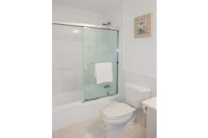 185 SE 14th Terrace APT 1506, Miami, FL 33131, Sold 12/03/24