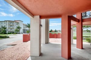 11002 NW 83rd St APT 102, Doral, FL 33178, Sold 11/08/24