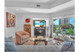 2699 Tigertail Ave, Miami, FL 33133, Sold 01/17/25