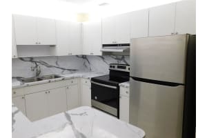 581 Lavilla Dr, Miami Springs, FL 33166, Sold 11/27/24