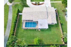 500 NW 75th Terrace, Plantation, FL 33317, Sold 11/06/24