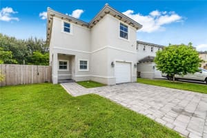 288 SE 31st Ave, Homestead, FL 33033, Sold 09/25/24