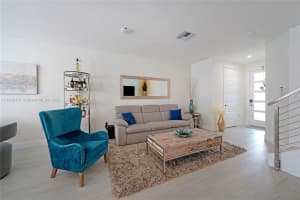 15827 NW 91st Ct, Miami Lakes, FL 33018, Sold 01/28/25