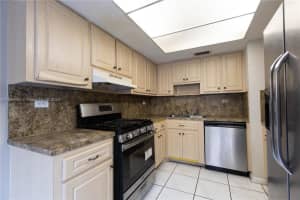 2925 W Missionwood Ln B, Miramar, FL 33025, Sold 10/23/24