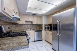 2925 W Missionwood Ln B, Miramar, FL 33025, Sold 10/23/24