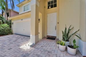 17027 NW 19th St, Pembroke Pines, FL 33028, Sold 09/18/24