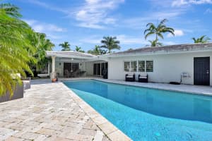2741 NE 27th Ct, Fort Lauderdale, FL 33306, Sold 11/15/24