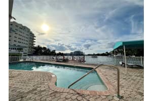 4740 Pine Tree Dr APT 28, Miami Beach, FL 33140, Sold 01/15/25