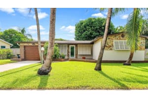 814 NW 8th Ave, Dania Beach, FL 33004, Sold 09/09/24