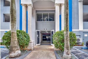 5085 NW 7th St, Miami, FL 33126, Sold 10/01/24