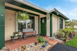2118 SW 72nd Ave, Davie, FL 33317, Sold 10/02/24