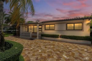 4661 W 8th Ct, Hialeah, FL 33012, Sold 10/31/24
