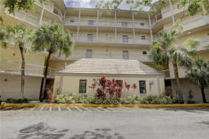 8290 Lake Dr APT 134, Doral, FL 33166, Sold 12/27/24