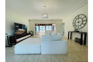 2130 NE 124th St, North Miami, FL 33181, Sold 09/11/24