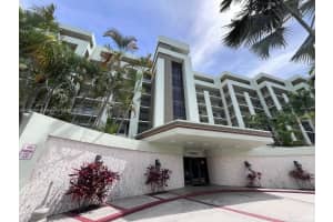7050 NW 44th St APT 302, Lauderhill, FL 33319, Sold 11/05/24
