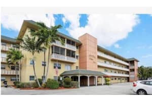 941 Crystal Lake Dr, Pompano Beach, FL 33064, Sold 11/26/24