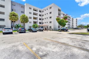 8145 NW 7th St, Miami, FL 33126, Sold 09/24/24