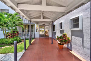 8145 NW 7th St, Miami, FL 33126, Sold 09/24/24