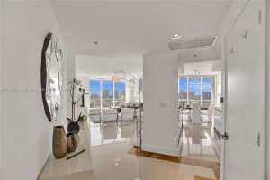 Trump Royale, 18201 Collins Ave, Sunny Isles Beach, FL 33160, Sold 09/30/24