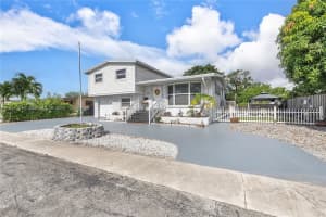 160 McArthur Pkwy, Pembroke Pines, FL 33024, Sold 10/01/24