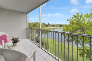 12900 SW 13th St, Pembroke Pines, FL 33027, Sold 11/04/24
